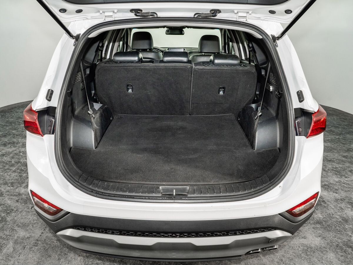 Hyundai Santa Fe 2018 - фото автомобиля