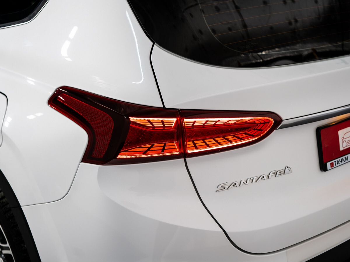 Hyundai Santa Fe 2018 - фото автомобиля