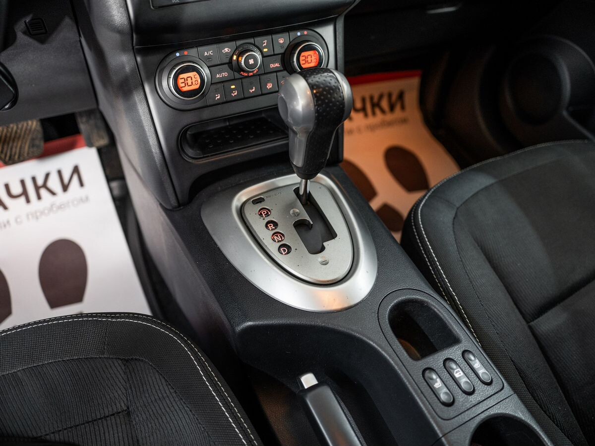 Nissan Qashqai 2010 - фото автомобиля