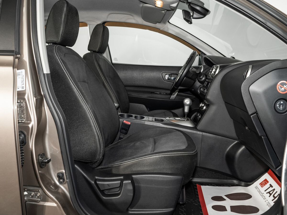 Nissan Qashqai 2010 - фото автомобиля