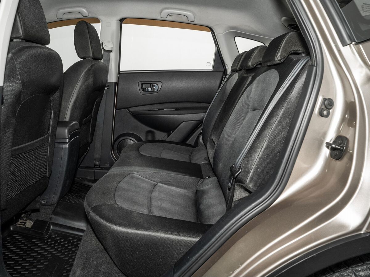 Nissan Qashqai 2010 - фото автомобиля