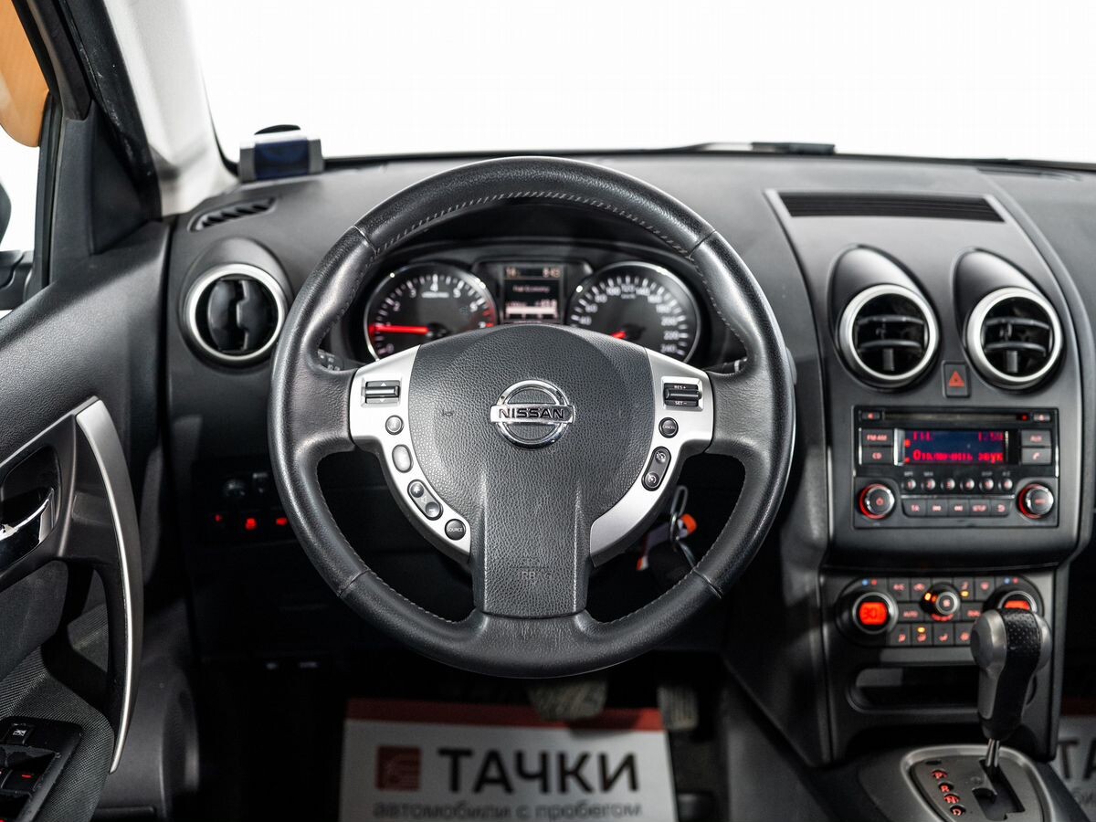 Nissan Qashqai 2010 - фото автомобиля