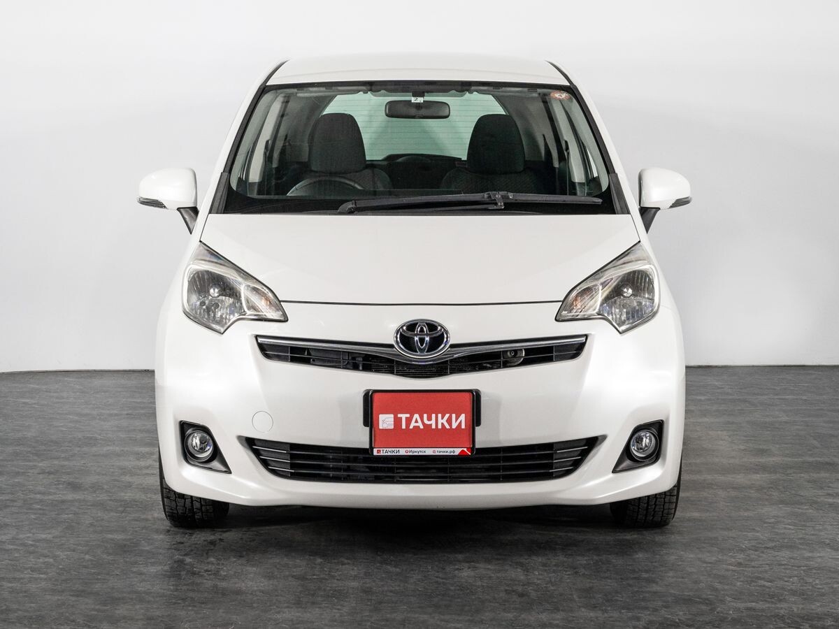 Toyota Ractis 2011 - фото автомобиля