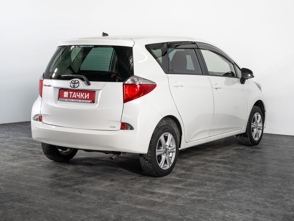 Toyota Ractis 2011 - фото автомобиля