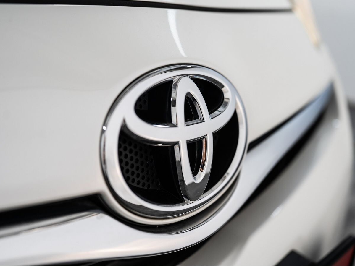 Toyota Ractis 2013 - фото автомобиля