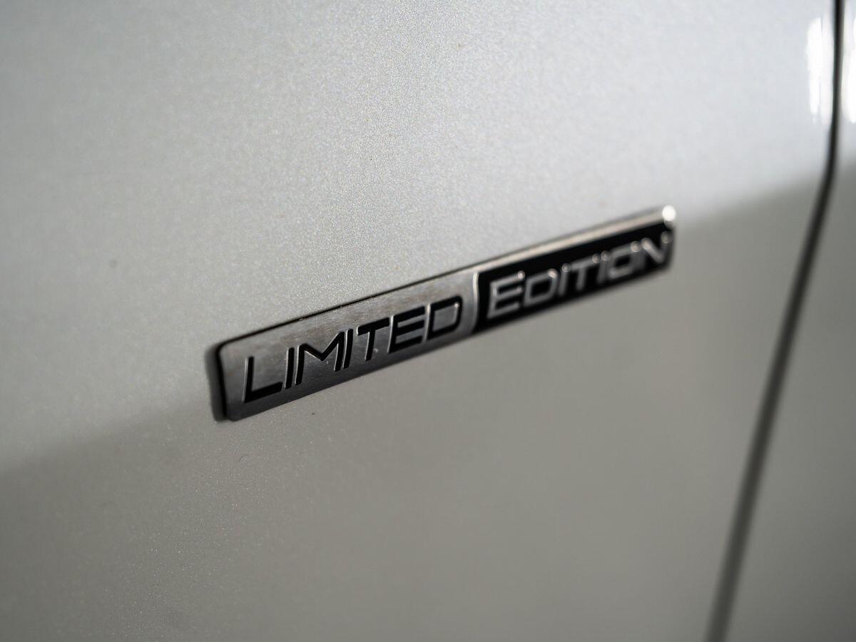 Toyota Ractis 2013 - фото автомобиля