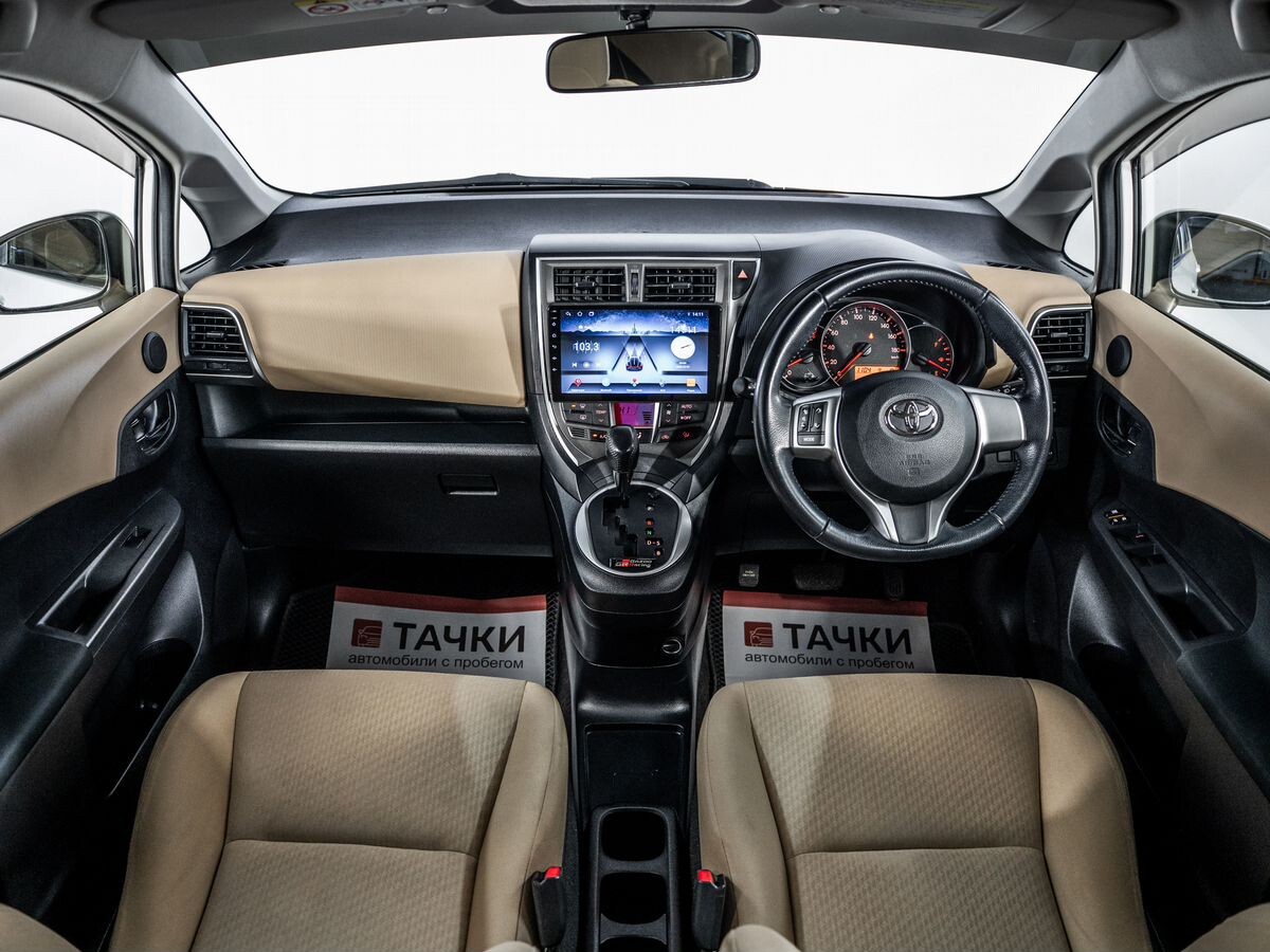 Toyota Ractis 2013 - фото автомобиля