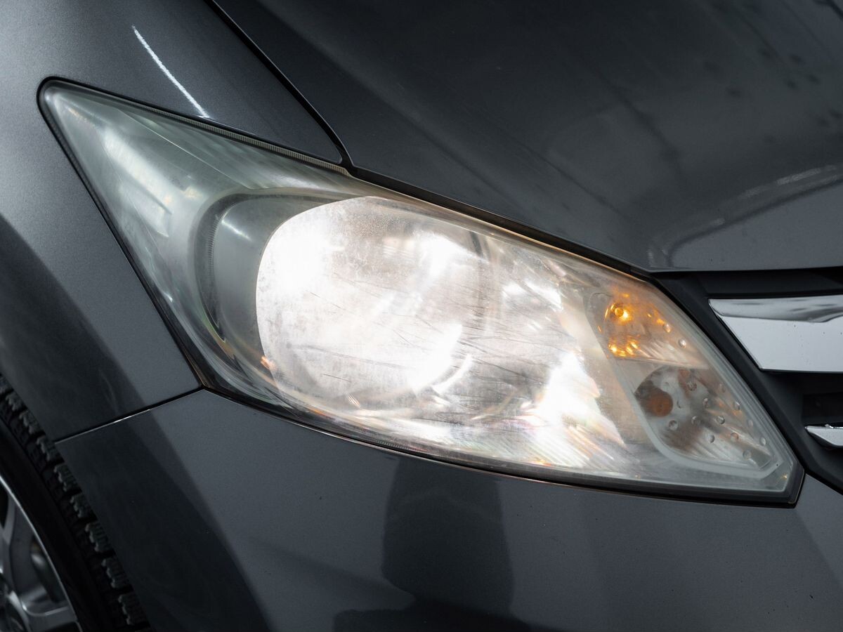 Honda Freed 2012 - фото автомобиля