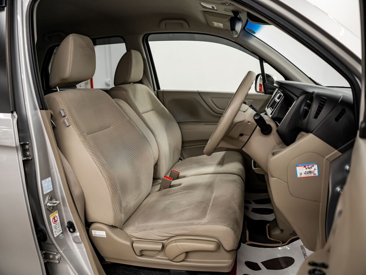 Honda N-WGN 2013 - фото автомобиля