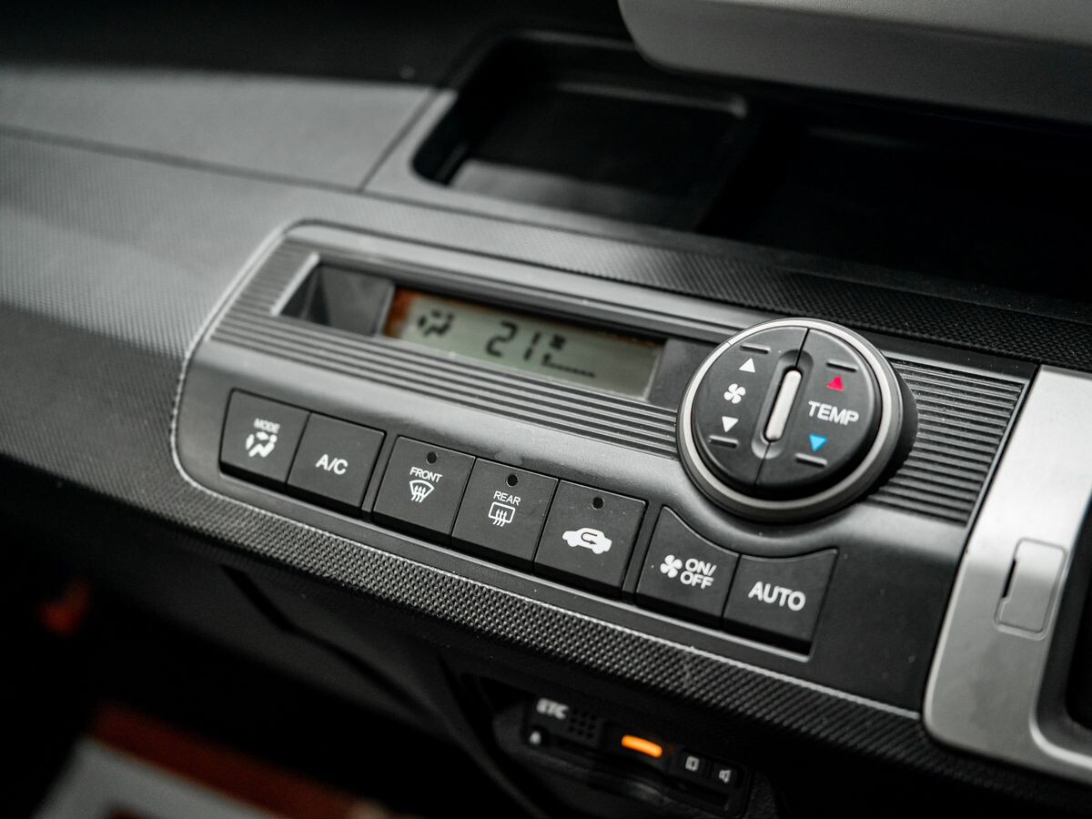 Honda Freed 2014 - фото автомобиля