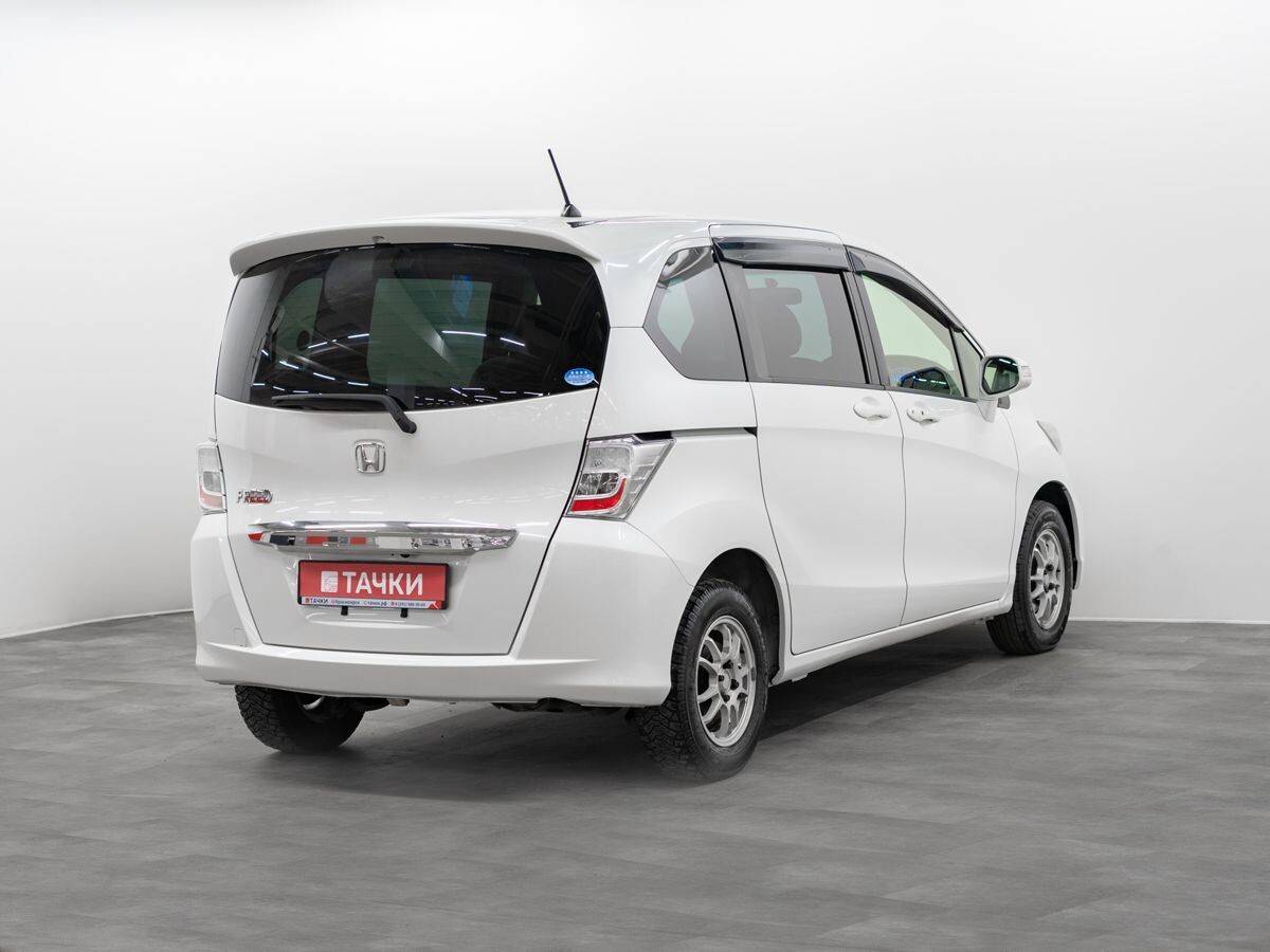 Honda Freed 2014 - фото автомобиля