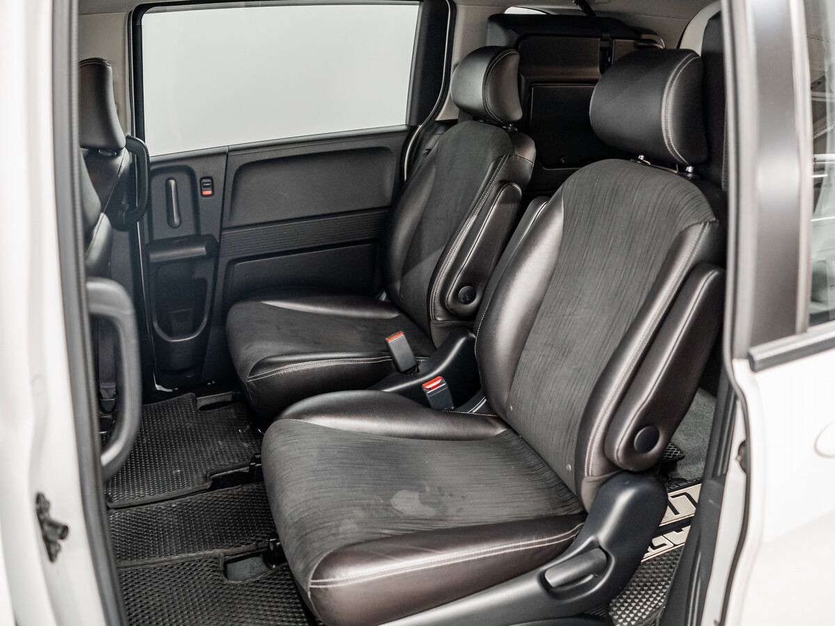 Honda Freed 2014 - фото автомобиля