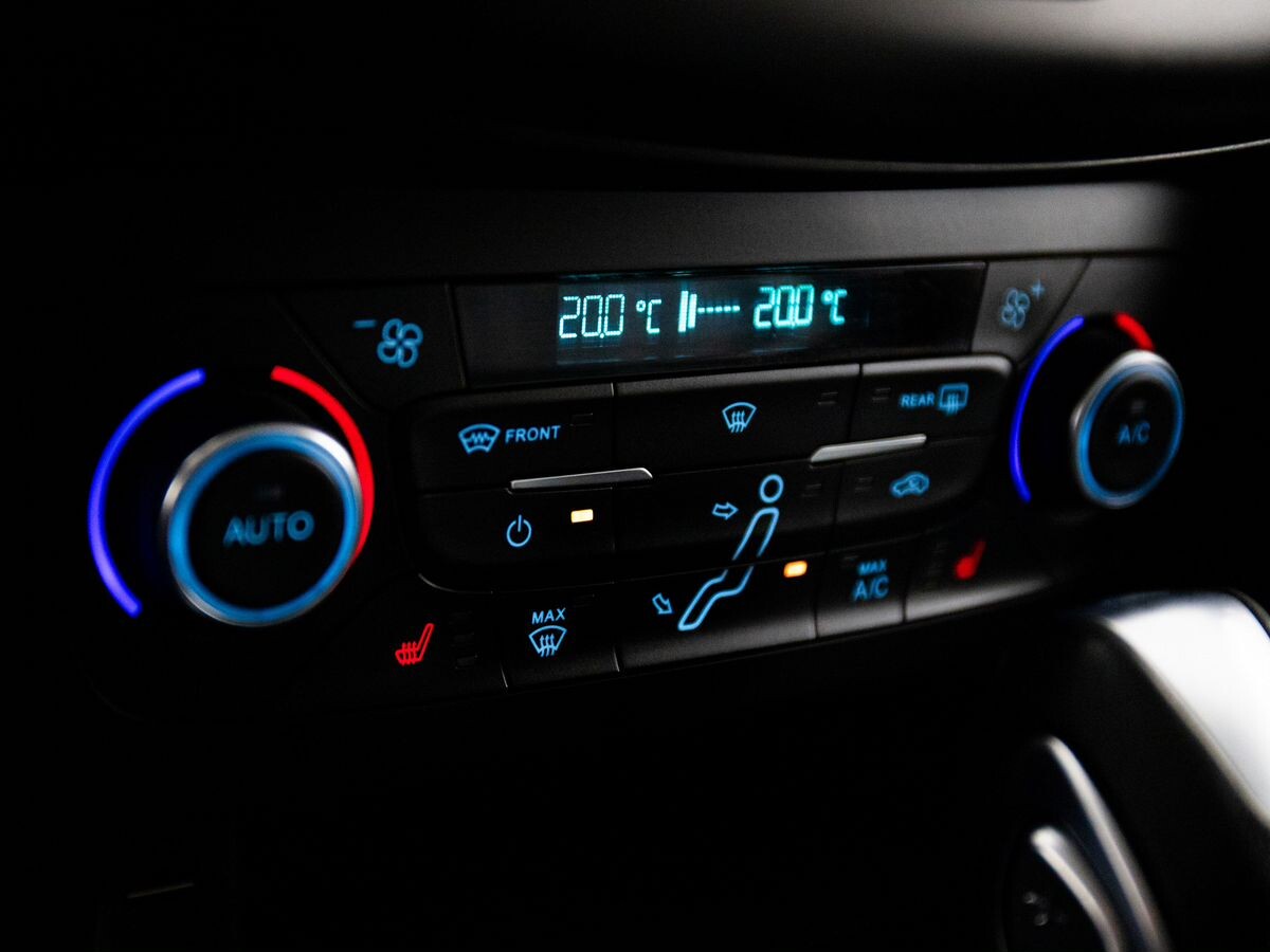 Ford Focus 2016 - фото автомобиля