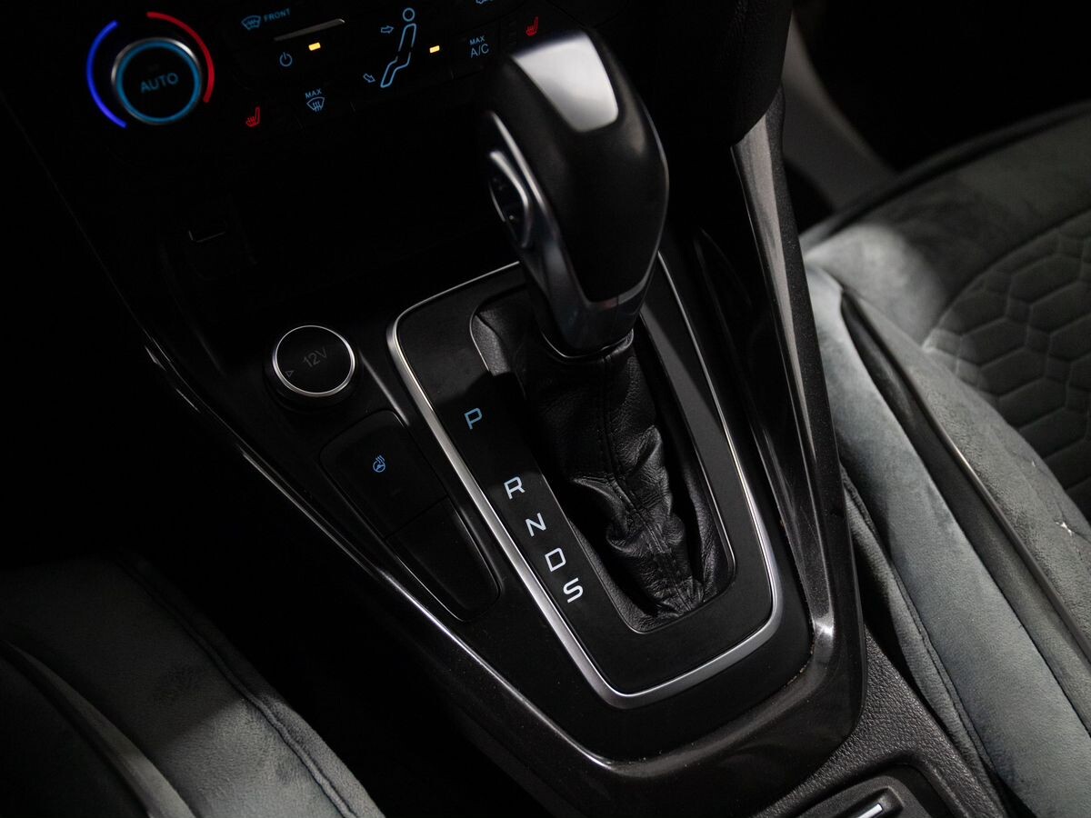 Ford Focus 2016 - фото автомобиля