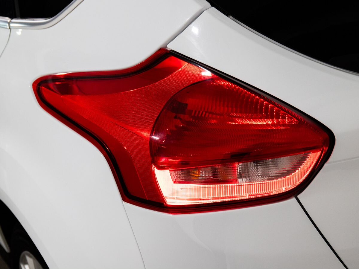 Ford Focus 2016 - фото автомобиля