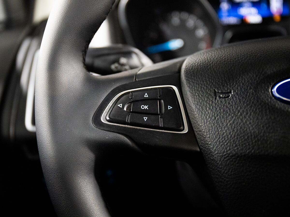 Ford Focus 2016 - фото автомобиля
