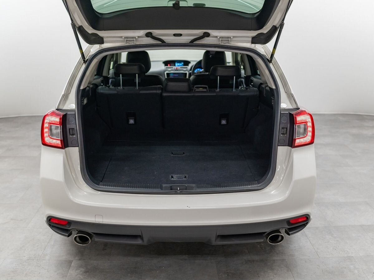 Subaru Levorg 2016 - фото автомобиля