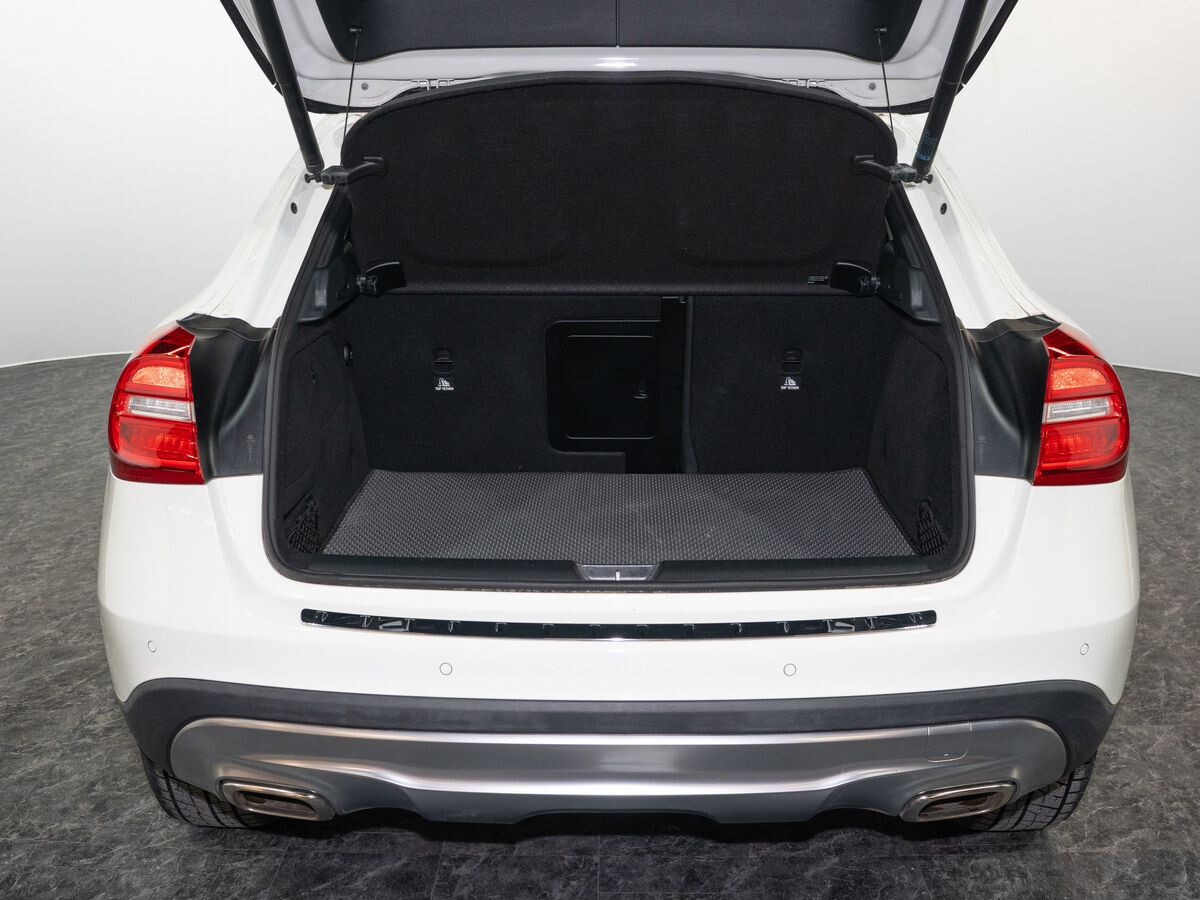 Mercedes-Benz GLA 2016 - фото автомобиля