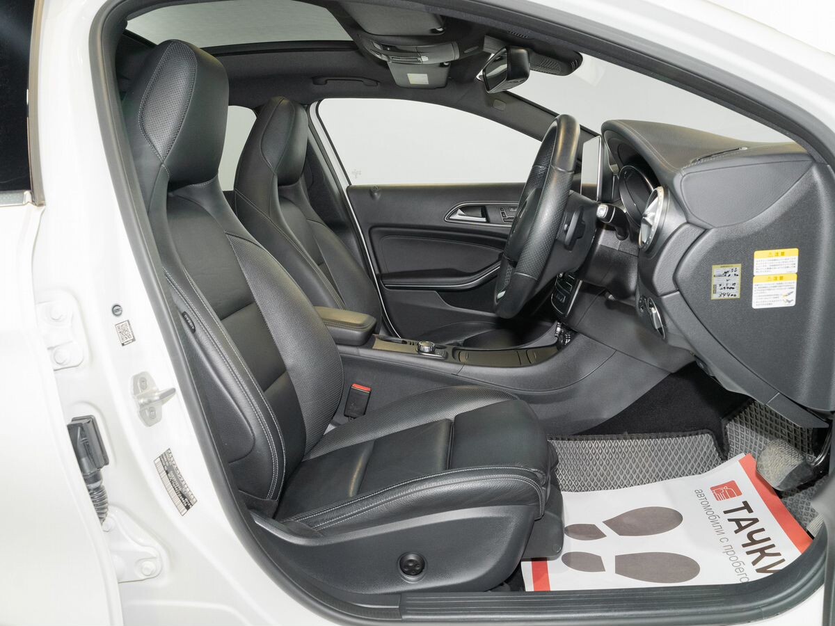 Mercedes-Benz GLA 2016 - фото автомобиля