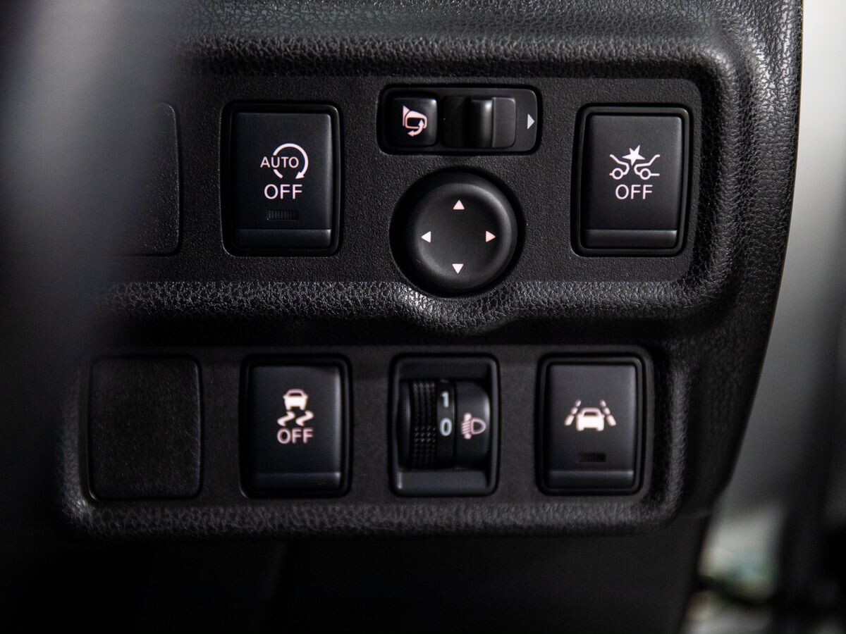 Nissan Note 2020 - фото автомобиля