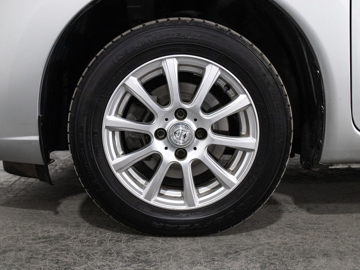 Nissan Note 2020 - фото автомобиля