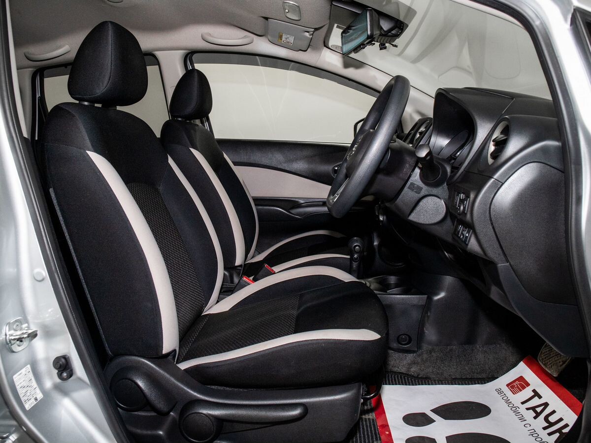 Nissan Note 2020 - фото автомобиля