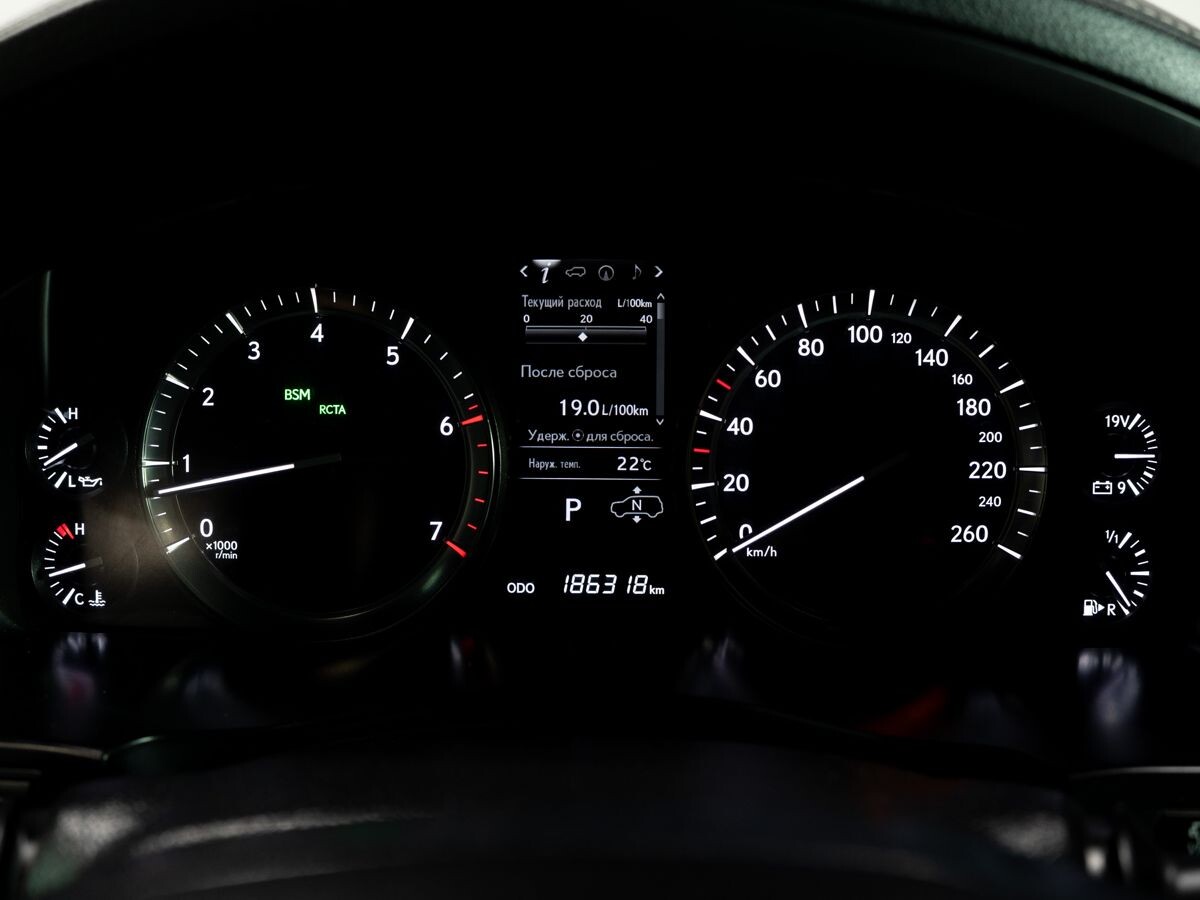 Lexus LX 2015 - фото автомобиля