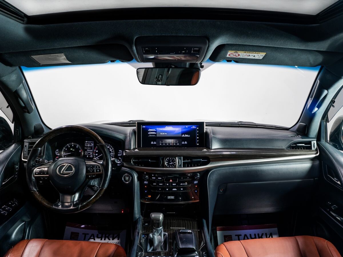 Lexus LX 2015 - фото автомобиля