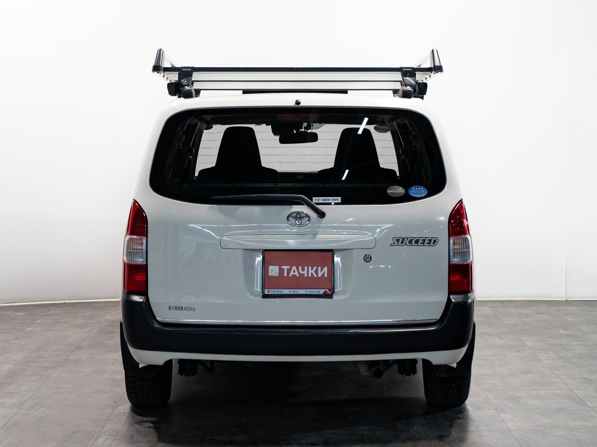 Toyota Succeed 2018 - фото автомобиля