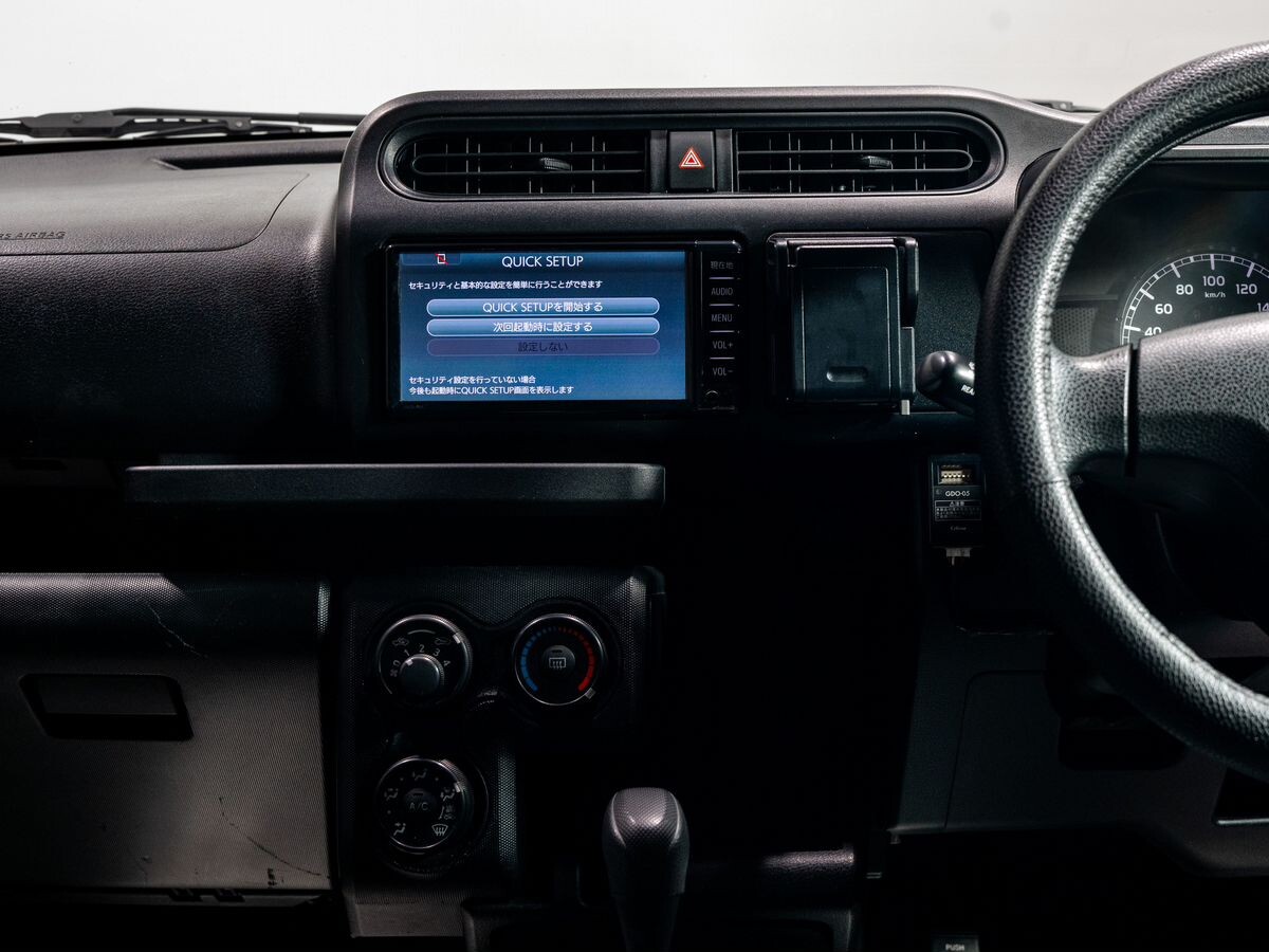 Toyota Succeed 2018 - фото автомобиля