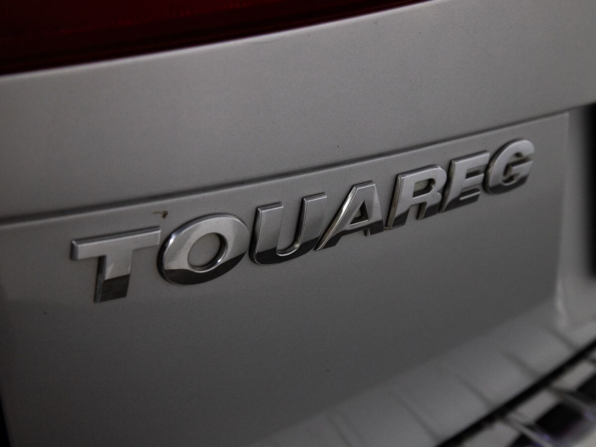 Volkswagen Touareg 2013 - фото автомобиля