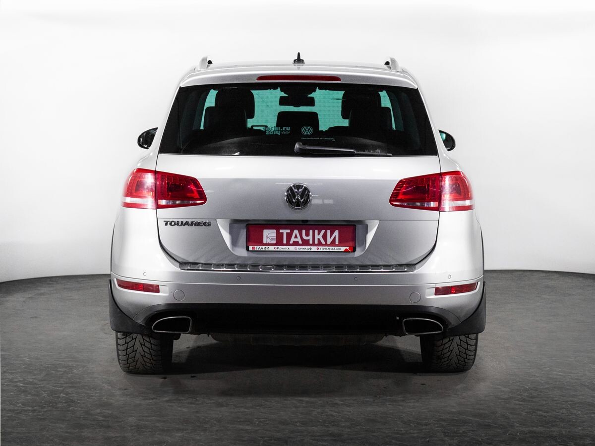 Volkswagen Touareg 2013 - фото автомобиля