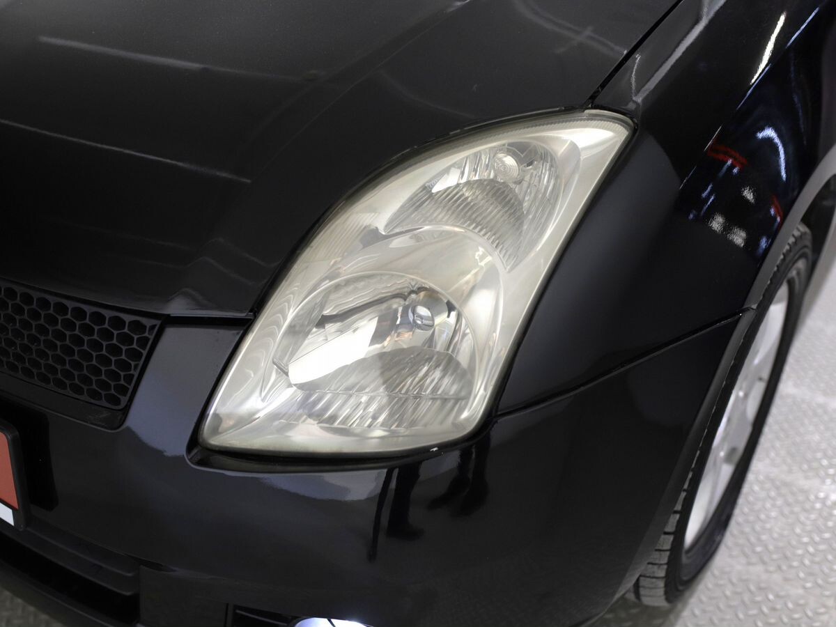 Suzuki Swift 2008 - фото автомобиля