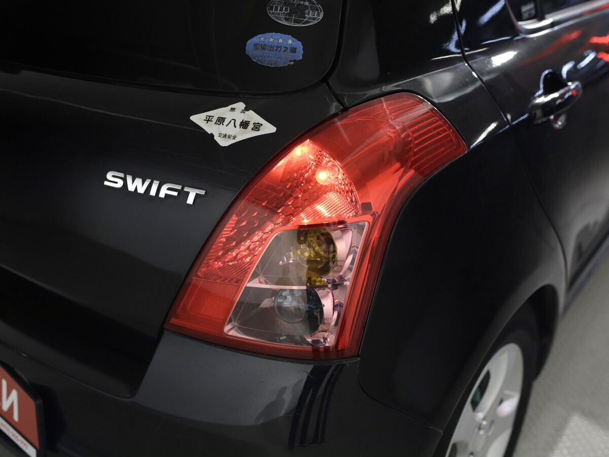 Suzuki Swift 2008 - фото автомобиля