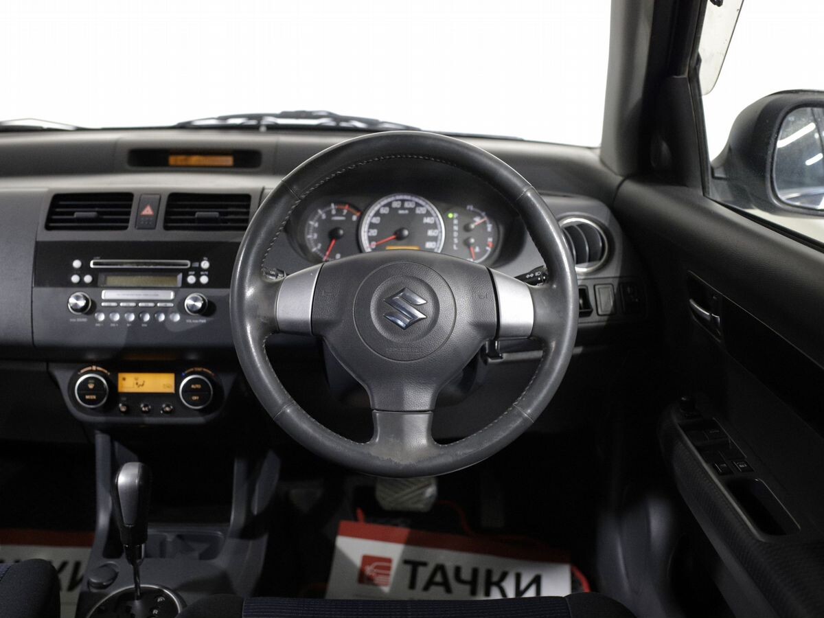 Suzuki Swift 2008 - фото автомобиля