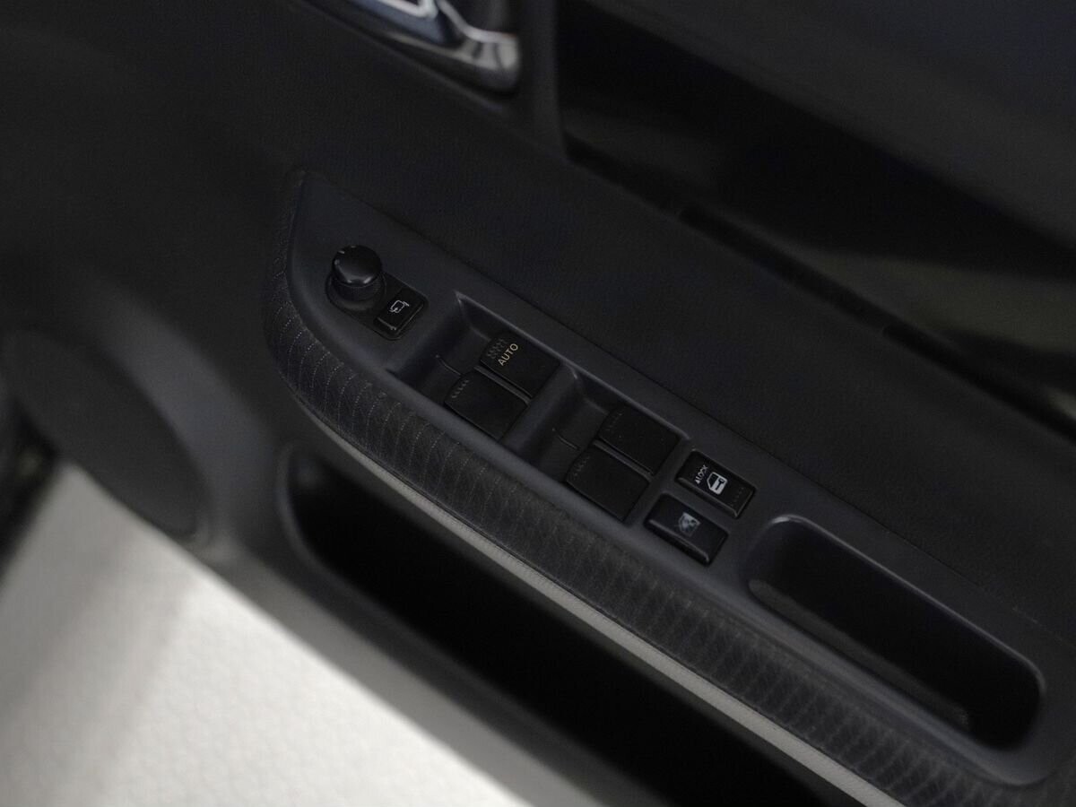 Suzuki Swift 2008 - фото автомобиля