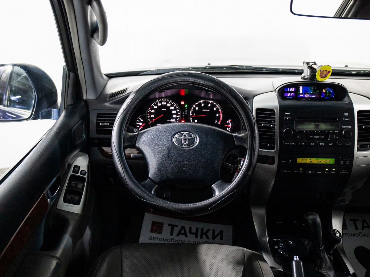 Toyota Land Cruiser Prado 2004 - фото автомобиля