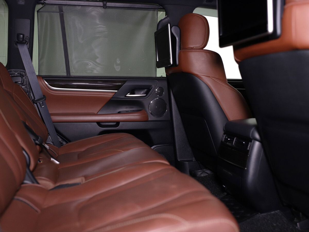 Lexus LX 2016 - фото автомобиля