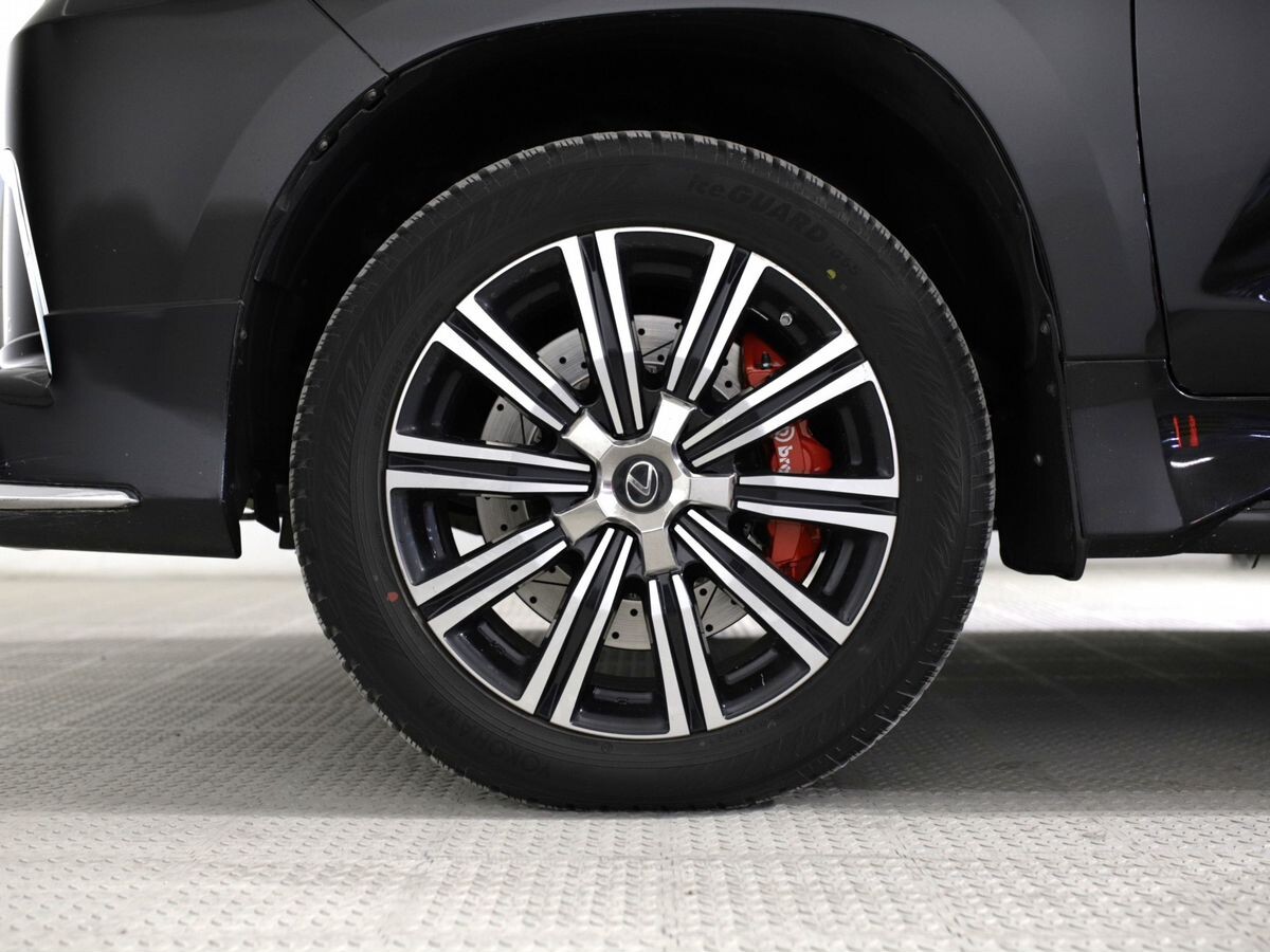 Lexus LX 2016 - фото автомобиля