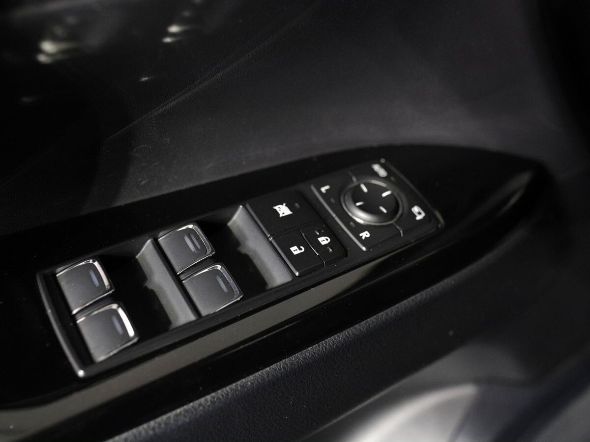 Lexus LX 2016 - фото автомобиля