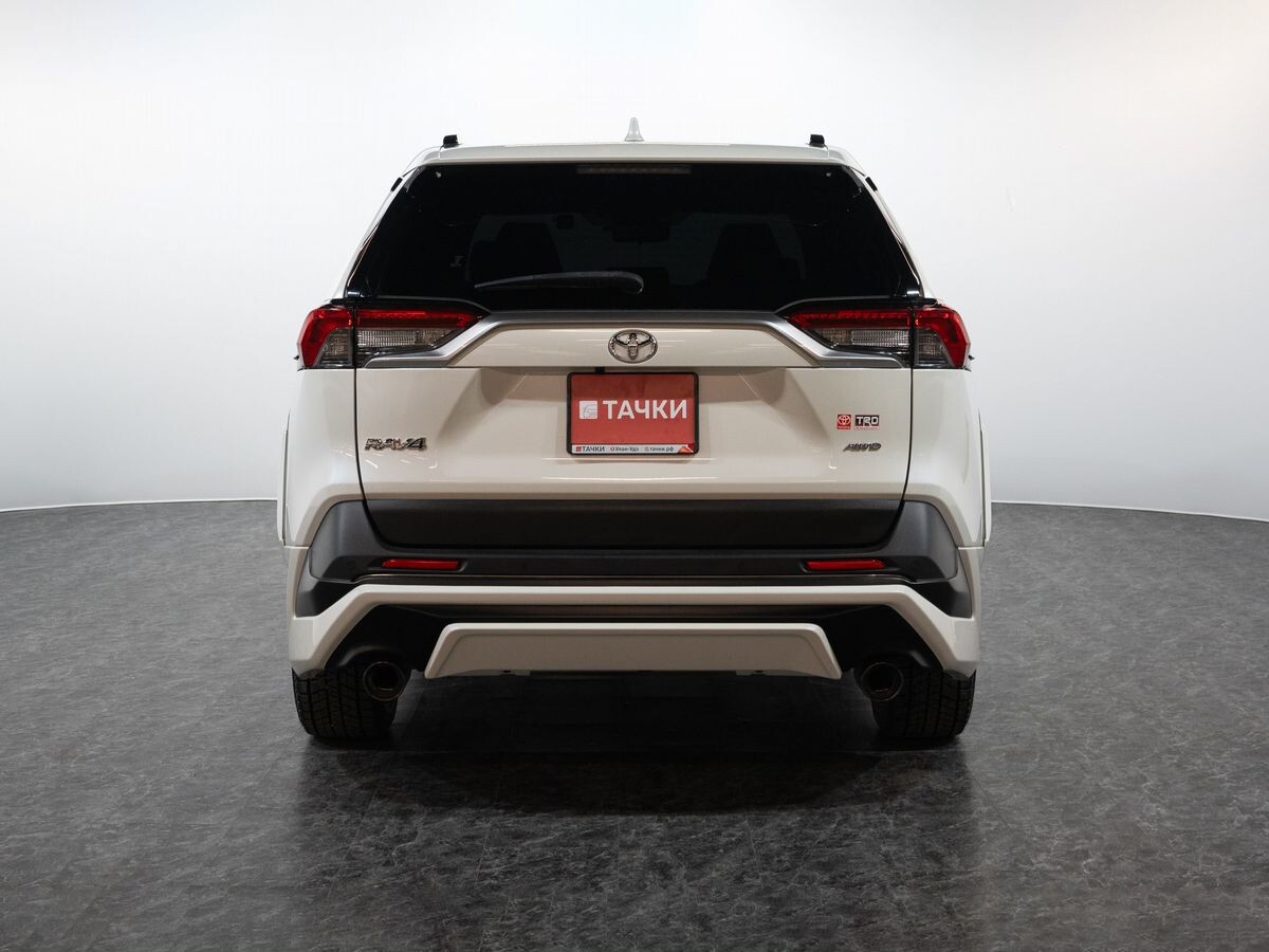 Toyota RAV4 2020 - фото автомобиля