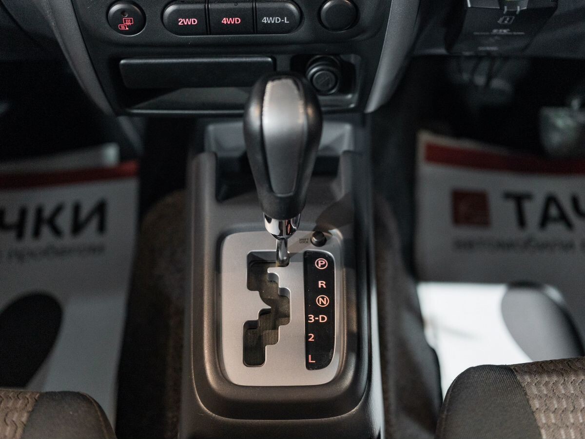 Suzuki Jimny 2011 - фото автомобиля