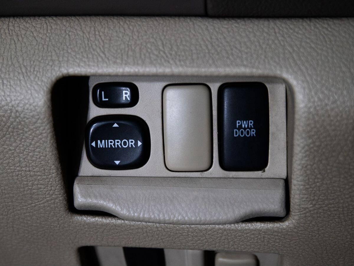 Lexus RX 2004 - фото автомобиля