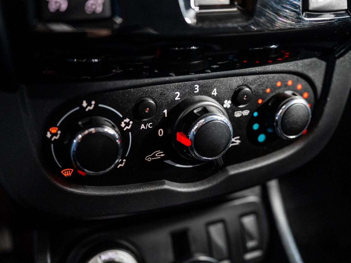 Renault Duster 2016 - фото автомобиля