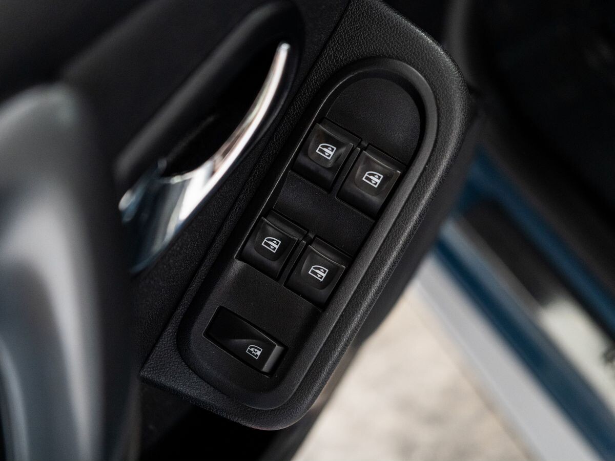 Renault Duster 2016 - фото автомобиля