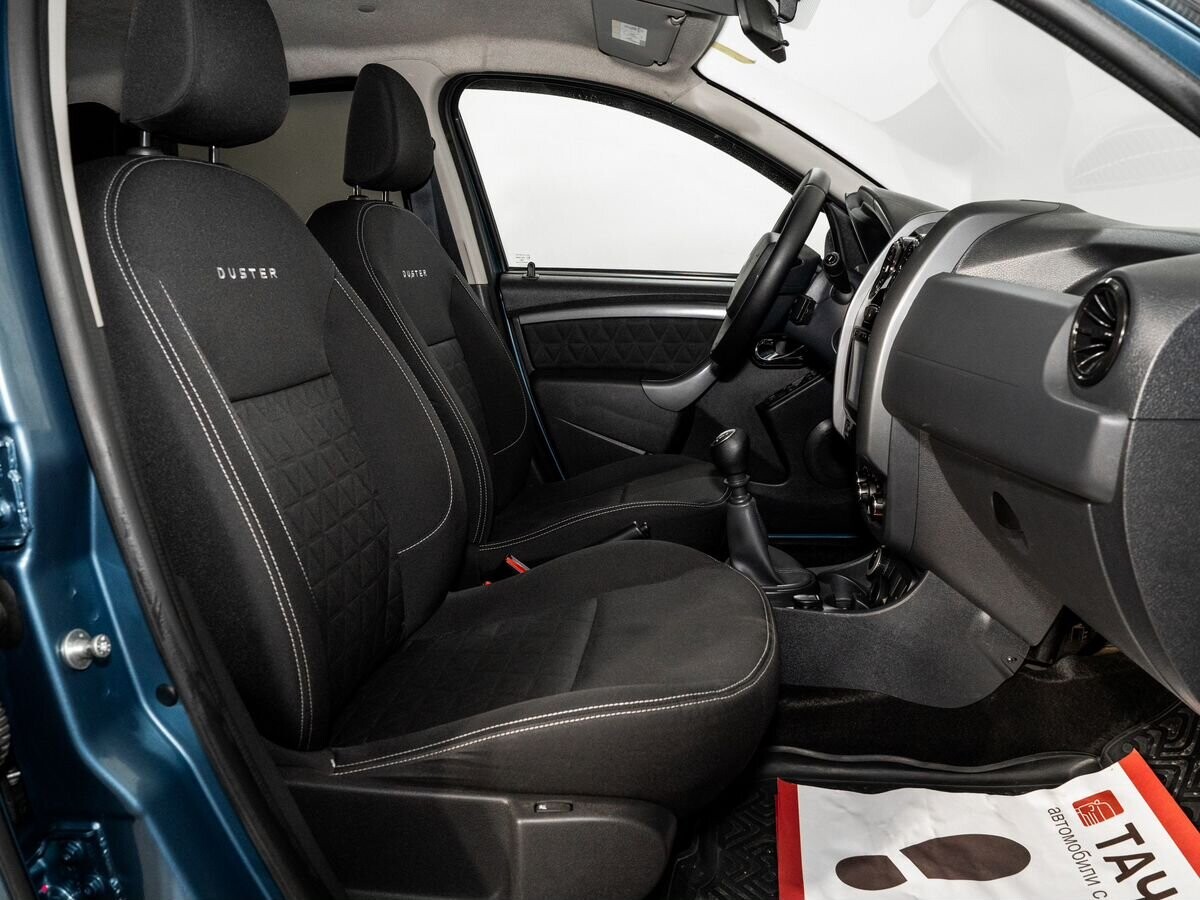 Renault Duster 2016 - фото автомобиля