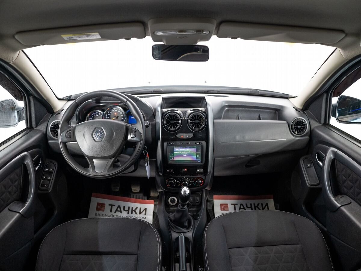 Renault Duster 2016 - фото автомобиля