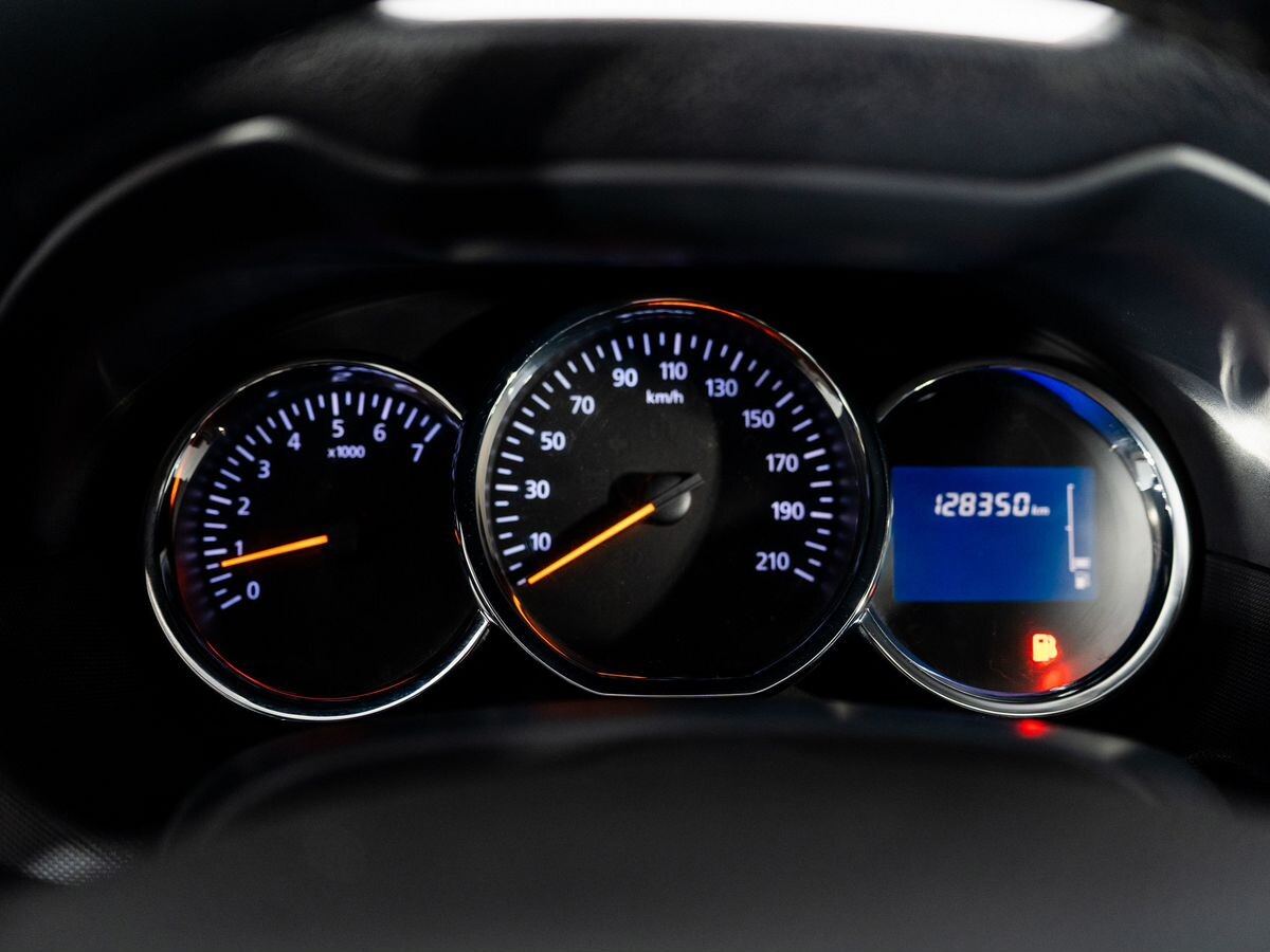 Renault Duster 2016 - фото автомобиля