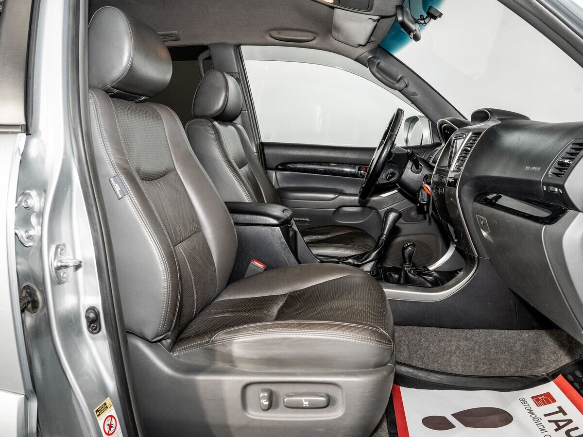 Toyota Land Cruiser Prado 2008 - фото автомобиля