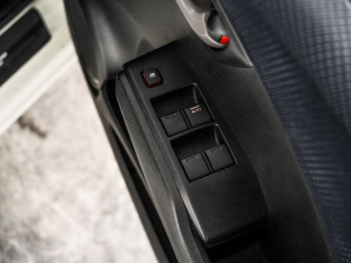 Honda Fit 2011 - фото автомобиля